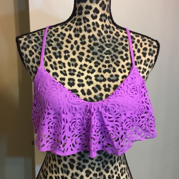Xhilaration Other - 💙NWOT bikini top by Xhilaration💙